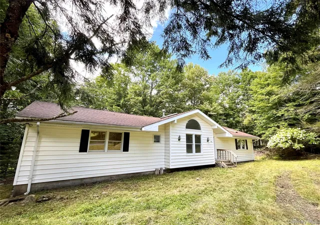 Photo 2 of Single family home for sale at 21 Browns Rd, Neversink, NY 12758 | MLS# 1045597 | Listing updated on 2026-09-06