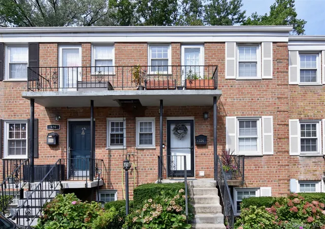 Photo 1 of Condo for sale at 124 Texas Ave, Yonkers, NY 10708 | MLS# 1045604 | Listing updated on 2026-09-15
