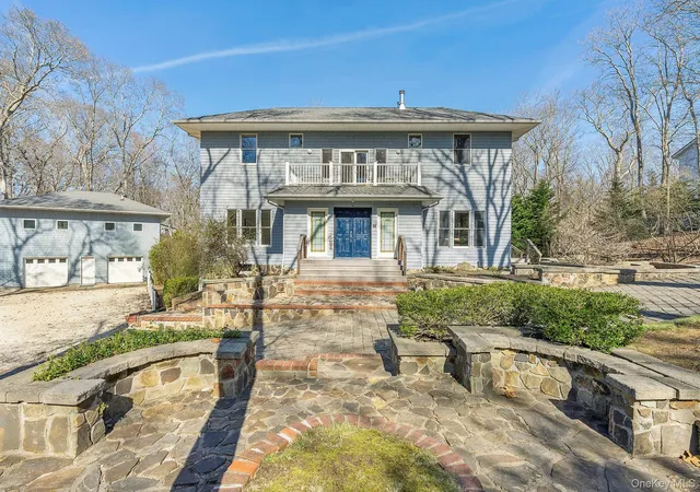 Photo 1 of Sale Pending at 4 Bayview Ave, Shelter Island, NY 11965 | MLS# 1045616 | Listing updated on 2026-09-29