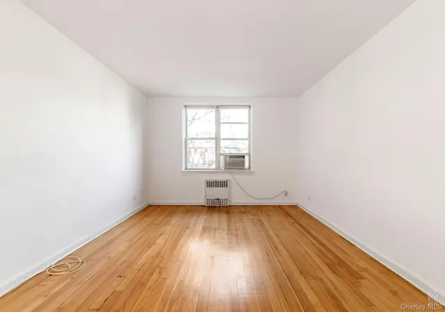 Photo 4 of House for sale at 39-25 51st Street #1F, New York, NY 11377 | MLS# 1045617 | Listing updated on 2026-10-21