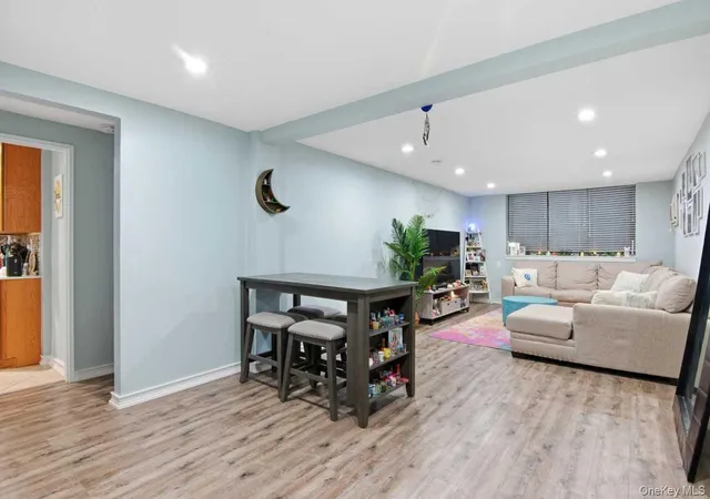 Photo 3 of Condo for sale at 52 Brompton Rd #52, North Hempstead, NY 11021 | MLS# 1045644 | Listing updated on 2026-09-29