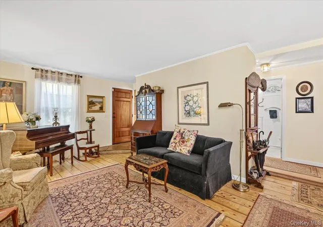 Photo 2 of Single family home for sale at 16 Stuart Ave, Babylon, NY 11702 | MLS# 1045695 | Listing updated on 2026-09-29