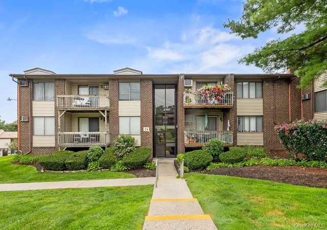 Condo for sale at 249 Country Clb Ln, Haverstraw, NY 10970 | MLS# 1045701