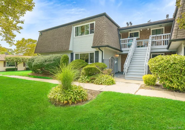 Condo for sale at 161 Feller Dr, Islip, NY 11722 | MLS# 1045702