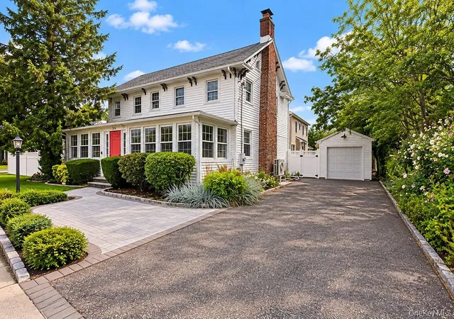 Photo 2 of Single family home for sale at 314 Ocean Ave, Hempstead, NY 11518 | MLS# 1045709 | Listing updated on 2026-09-30