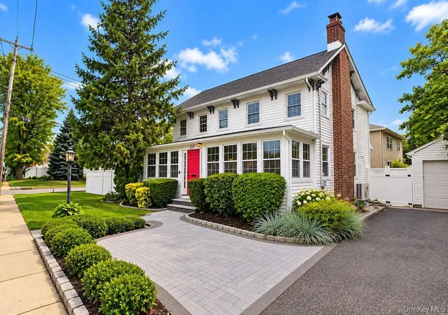 Photo 3 of Single family home for sale at 314 Ocean Ave, Hempstead, NY 11518 | MLS# 1045709 | Listing updated on 2026-09-30