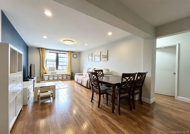 Photo 3 of Condo for sale at 15020 71st Avenue #6J, New York, NY 11367 | MLS# 1045743 | Listing updated on 2026-09-05