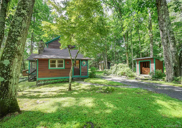 Photo 2 of Single family home for sale at 345 Dug Rd, Rochester, NY 12404 | MLS# 1045747 | Listing updated on 2026-09-12