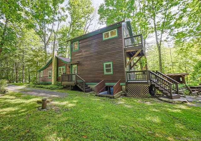 Photo 3 of Single family home for sale at 345 Dug Rd, Rochester, NY 12404 | MLS# 1045747 | Listing updated on 2026-09-12