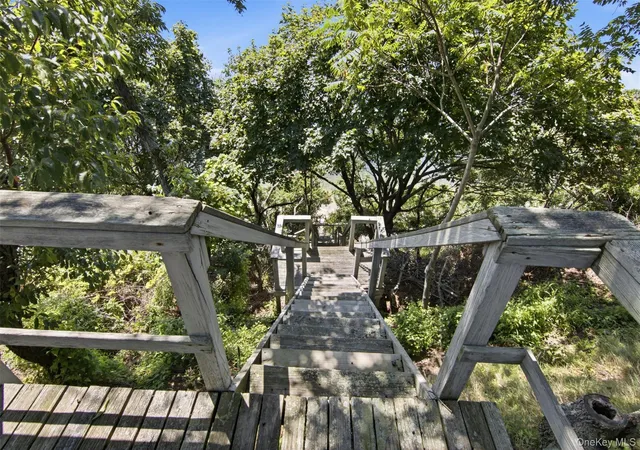 Photo 4 of Single family home for sale at 60 Crane Neck Rd, Brookhaven, NY 11733 | MLS# 1045754 | Listing updated on 2026-10-29