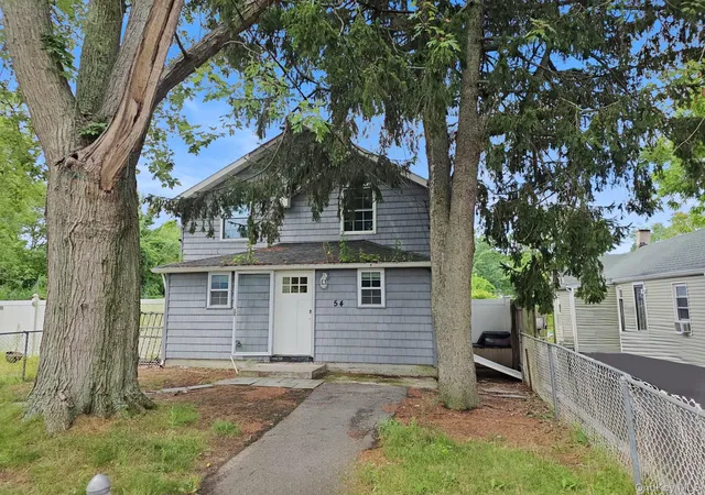 Single family home for sale at 54 Oneill Ave, Islip, NY 11706 | MLS# 1045756