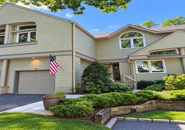 Photo 2 of Condo for sale at 14 Insbrook Ct, Huntington, NY 11743 | MLS# 1045770 | Listing updated on 2026-09-16