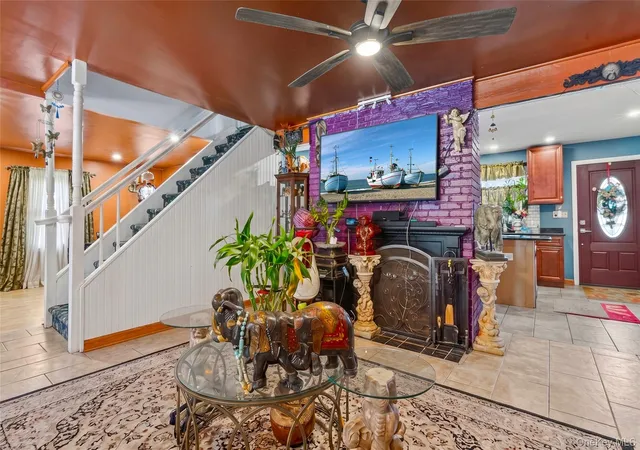 Photo 2 of Single family home for sale at 42 Mockingbird Ln, Hempstead, NY 11756 | MLS# 1045868 | Listing updated on 2026-09-02