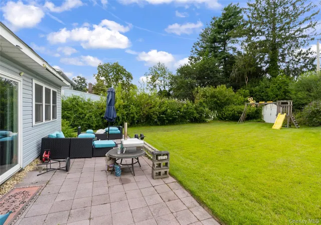 Photo 4 of Single family home for sale at 42 Mockingbird Ln, Hempstead, NY 11756 | MLS# 1045868 | Listing updated on 2026-09-02
