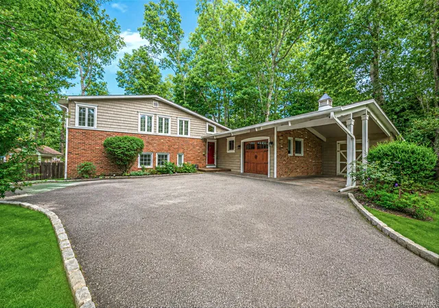 Photo 1 of Sale Pending at 10 Highwood Rd, Oyster Bay, NY 11732 | MLS# 1045875 | Listing updated on 2026-09-30