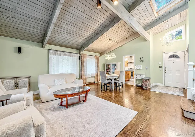 Photo 2 of Sale Pending at 10 Highwood Rd, Oyster Bay, NY 11732 | MLS# 1045875 | Listing updated on 2026-09-30