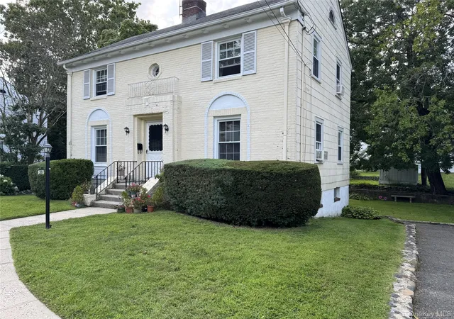 Photo 1 of Single family home for sale at 20 Elaine Ter, Yonkers, NY 10701 | MLS# 1045881 | Listing updated on 2026-09-08