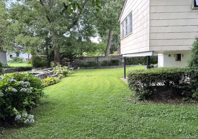 Photo 26 of Single family home for sale at 20 Elaine Ter, Yonkers, NY 10701 | MLS# 1045881 | Listing updated on 2026-09-08
