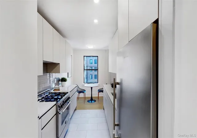 Photo 3 of Condo for sale at 148-09 Northern Blvd #5K, New York, NY 11354 | MLS# 1045899 | Listing updated on 2026-09-06