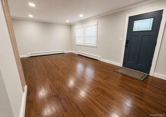 Photo 2 of Sale Pending at 16 Lake Pl, Babylon, NY 11798 | MLS# 1045901 | Listing updated on 2026-10-01