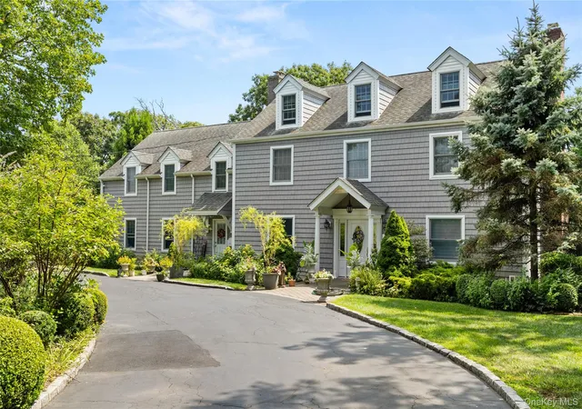 Photo 2 of Single family home for sale at 110 Elder Rd, Islip, NY 11751 | MLS# 1045909 | Listing updated on 2026-09-22