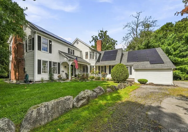 Photo 3 of Single family home for sale at 87 Summit St, Monroe, NY 10950 | MLS# 1045931 | Listing updated on 2026-09-17