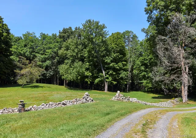 Photo 3 of Single family home for sale at 8 Old N Anson Way, Stanford, NY 12581 | MLS# 1045934 | Listing updated on 2026-09-22