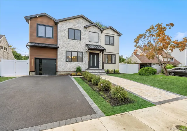 Photo 3 of Mansion for sale at 30 Hedge Ln, Hempstead, NY 11590 | MLS# 1045960 | Listing updated on 2026-09-17