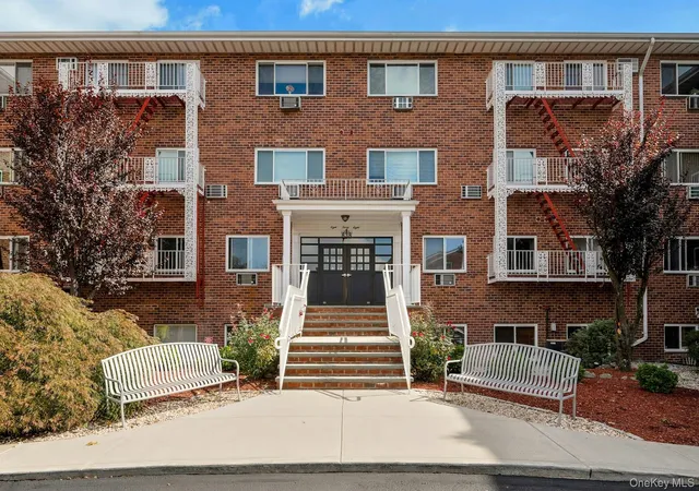 Photo 3 of Condo for sale at 838 Pelhamdale Rd #1C, New Rochelle, NY 10801 | MLS# 1045972 | Listing updated on 2026-10-07