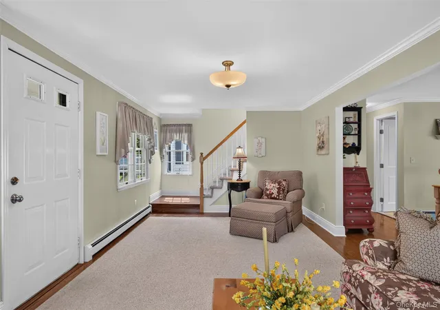 Photo 3 of Single family home for sale at 3 Elm Rd, Brookhaven, NY 11778 | MLS# 1045975 | Listing updated on 2026-09-13
