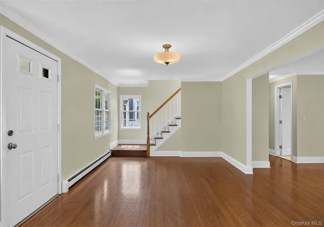 Photo 4 of Single family home for sale at 3 Elm Rd, Brookhaven, NY 11778 | MLS# 1045975 | Listing updated on 2026-09-13