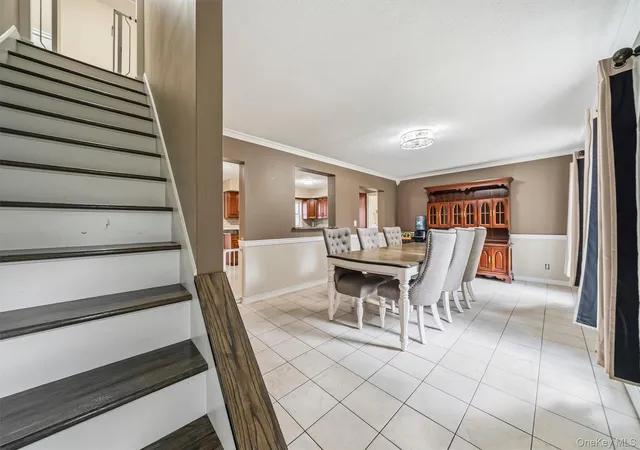 Photo 3 of Single family home for sale at 5 Libra Ln, Newburgh (town), NY 12589 | MLS# 1045995 | Listing updated on 2026-09-13