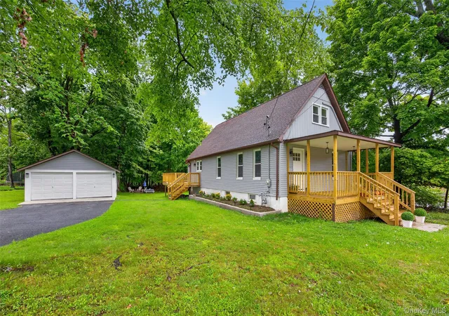 Photo 2 of Single family home for sale at 95 Silver Lake Sctn Rd, Middletown, NY 10940 | MLS# 1046001 | Listing updated on 2026-09-06
