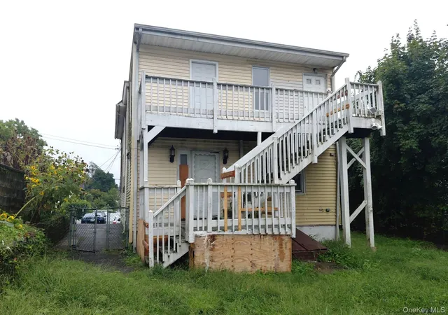 Photo 2 of Multi family home for sale at 424 Willett Ave, Rye Town, NY 10573 | MLS# 1046022 | Listing updated on 2026-09-30