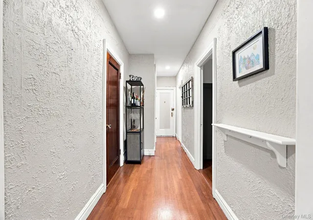 Photo 3 of Condo for sale at 246 Bronxville Rd #i2, Yonkers, NY 10708 | MLS# 1046079 | Listing updated on 2026-10-03