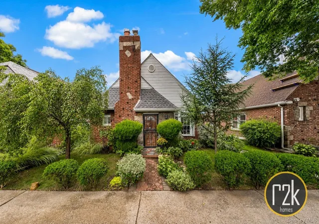 Multi family home for sale at 25-56 90th Street, New York, NY 11369 | MLS# 1046095