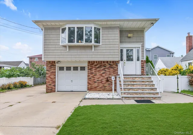 Single family home for sale at 14 Edwards Pl, Hempstead, NY 11580 | MLS# 1046100