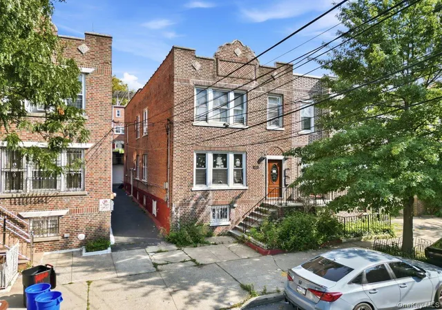 Multi family home for sale at 4626 Carpenter Ave, New York, NY 10470 | MLS# 1046110