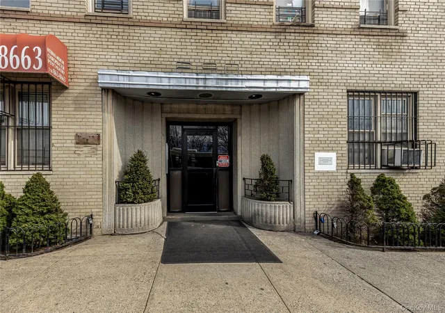 Photo 2 of Condo for sale at 2190 Boston Rd #4G, New York, NY 10462 | MLS# 1046113 | Listing updated on 2026-09-12