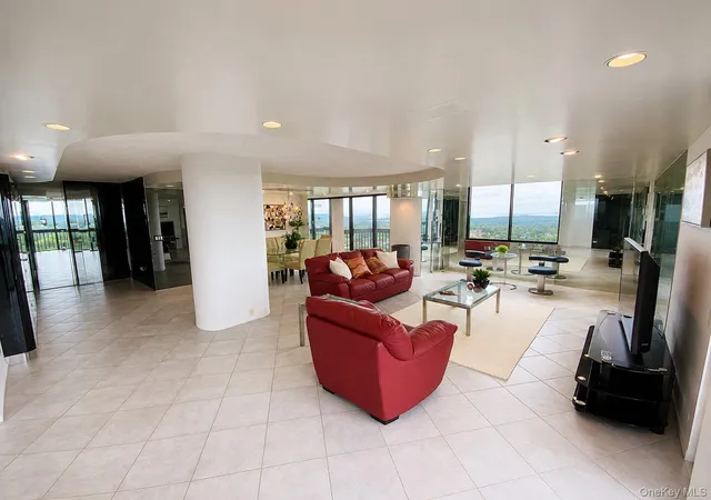 Photo 3 of House for sale at 26910 Grand Central Pkwy #30N, New York, NY 11005 | MLS# 1046170 | Listing updated on 2026-09-07