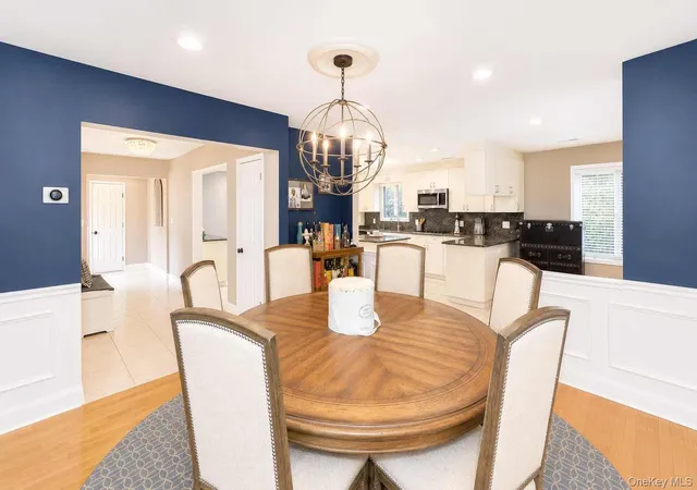 Photo 4 of Sale Pending at 88 Dix Hwy, Huntington, NY 11746 | MLS# 1046178 | Listing updated on 2026-09-25
