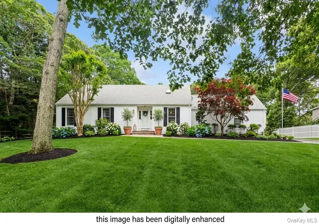 Photo 1 of Single family home for sale at 790 Vanston Rd, Southold, NY 11935 | MLS# 1046222 | Listing updated on 2026-10-08