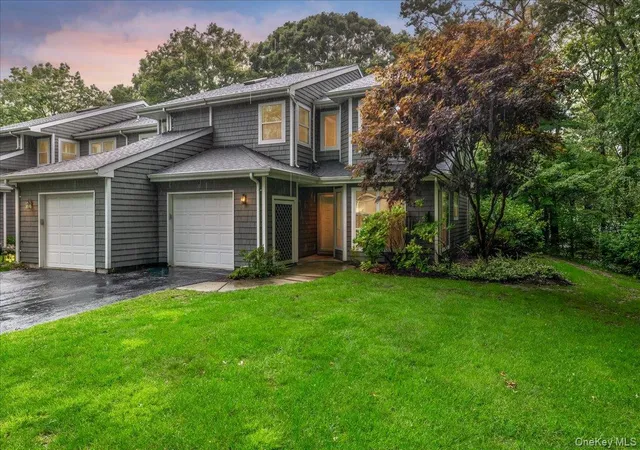 Condo for sale at 38 Larkspur Ln, Huntington, NY 11725 | MLS# 1046224