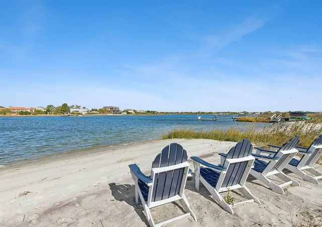 Photo 25 of Single family home for sale at 218 Dune Rd, Southampton, NY 11978 | MLS# 1046251 | Listing updated on 2026-09-03