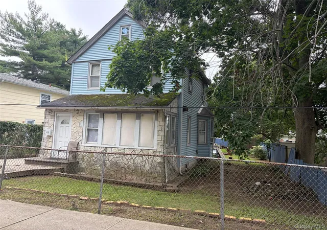 Photo 3 of Single family home for sale at 88 Colonial Ave, Hempstead, NY 11520 | MLS# 1046270 | Listing updated on 2026-09-03