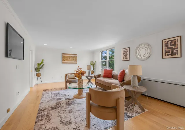 Photo 4 of House for sale at 1390 Broadway #119, Hempstead, NY 11557 | MLS# 1046342 | Listing updated on 2026-09-18