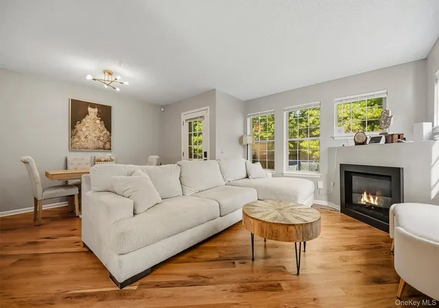 Photo 4 of Single family home for sale at 246 Crestwood Ct, Fishkill, NY 12524 | MLS# 1046364 | Listing updated on 2026-09-17