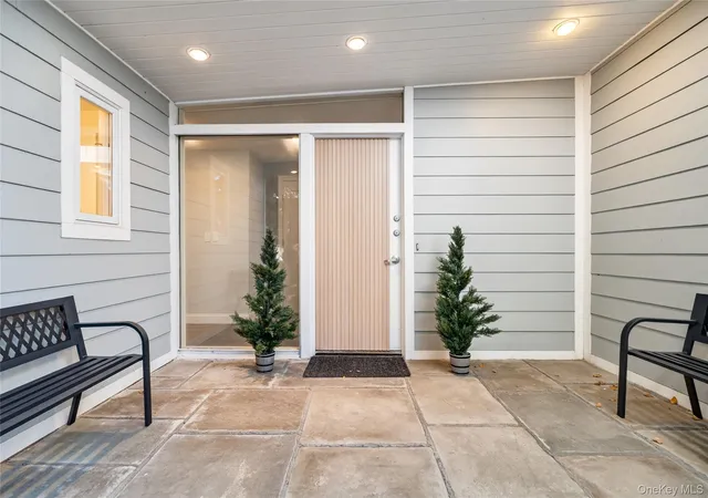 Photo 3 of Single family home for sale at 36 Crosshill Rd, Greenburgh, NY 10530 | MLS# 1046412 | Listing updated on 2026-10-28