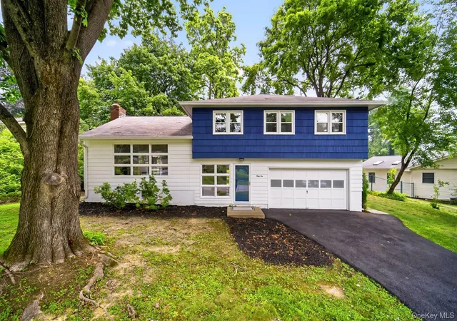 Photo 1 of Single family home for sale at 31 Old Farms Rd, Poughkeepsie, NY 12603 | MLS# 1046416 | Listing updated on 2026-09-08