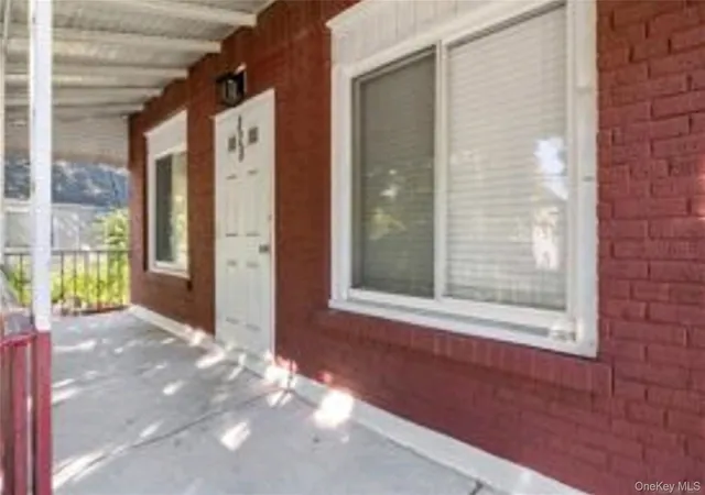 Photo 2 of Sale Pending at 836 Revere Ave, New York, NY 10465 | MLS# 1046422 | Listing updated on 2026-10-01